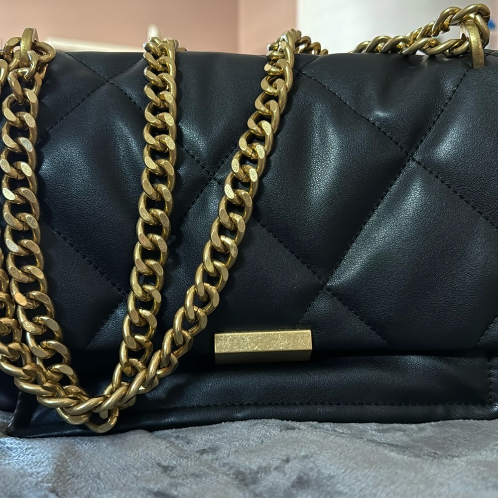 43 mango black convertible bag